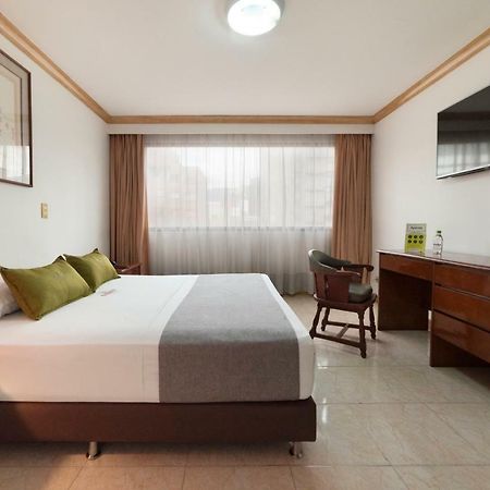 Ayenda 1235 Botero Hotel Medellín Kültér fotó